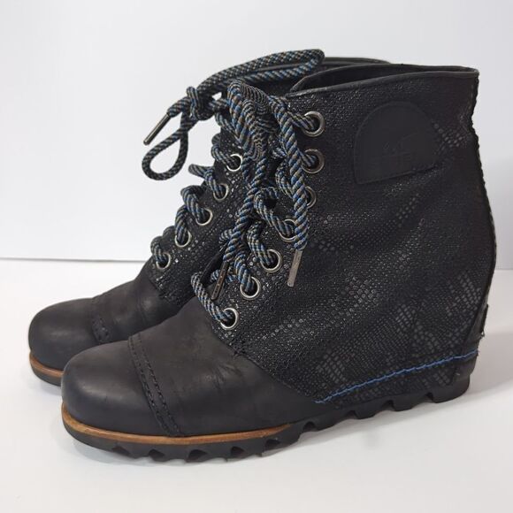 Sorel 1964 PDX Premium Wedge Bootie Black Embossed Snakeskin Size 7.5 - Picture 12 of 12